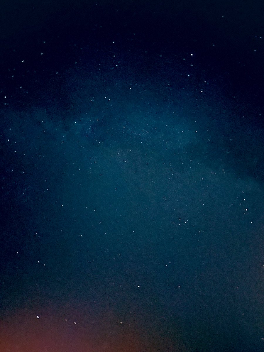 sasakiryo's tweet image. 帰宅。

嘘みたいに星空が綺麗。

でも嘘じゃない、

音楽の神様に逢えたのも。