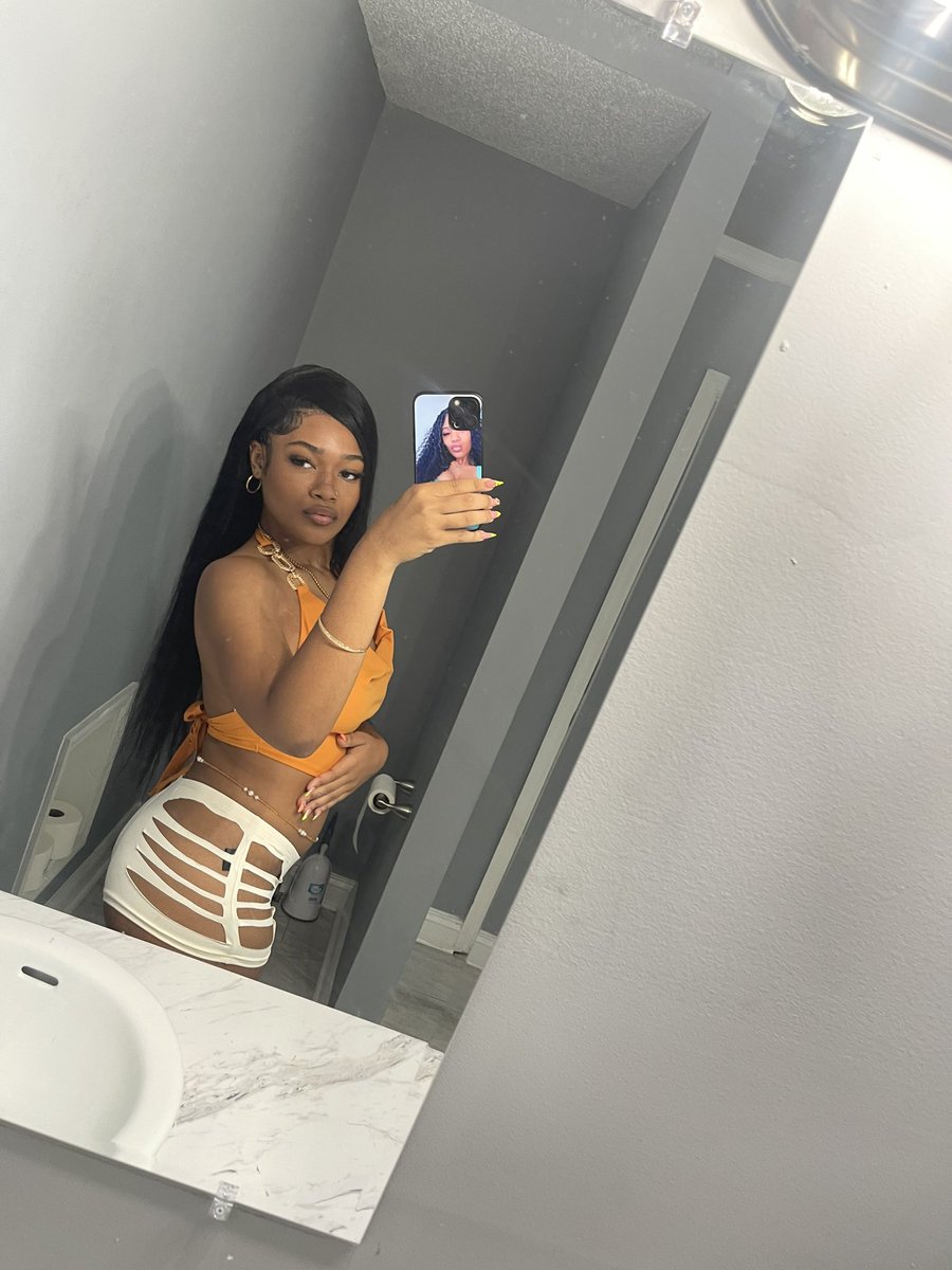 janiyousexy's tweet image. I had an AMAZING birthday yesterday thank you everyone ❤️❤️ #leoshit #thebiggestleo #startingoffleosznright