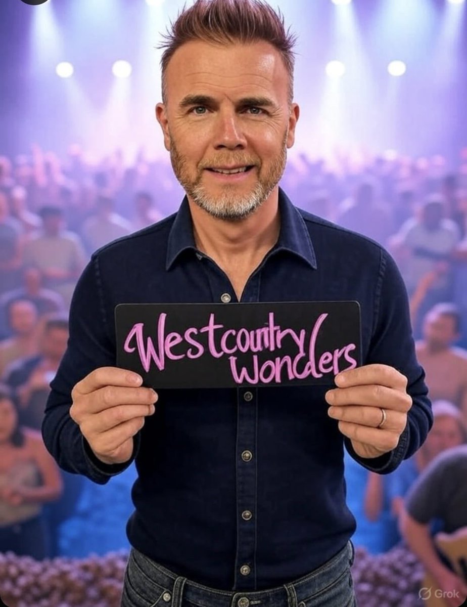 Ah thanks for holding up a banner for your #westcountrywonders for a change <a href="/GaryBarlow/">Gary Barlow</a>! It’s usually the other way round… 😂 We know you love us ☺️🩷🖤🩷🖤