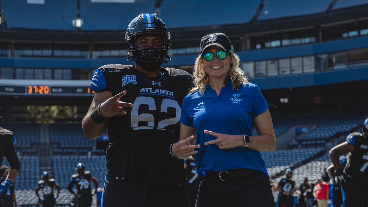 GET_low_G's tweet image. Thanks to @RBGatorFootball for trusting me with your π fundraiser!
Always great to connect with @CoachParks84 β from rivals to now teammates (btw, Great OL coaching hire, Proud of you @MalikSumter) #RelationshipsMatter
π: org.eteamsponsor.com/ETS/supportUs/β¦
@eTeamSponsor | #GROWTH