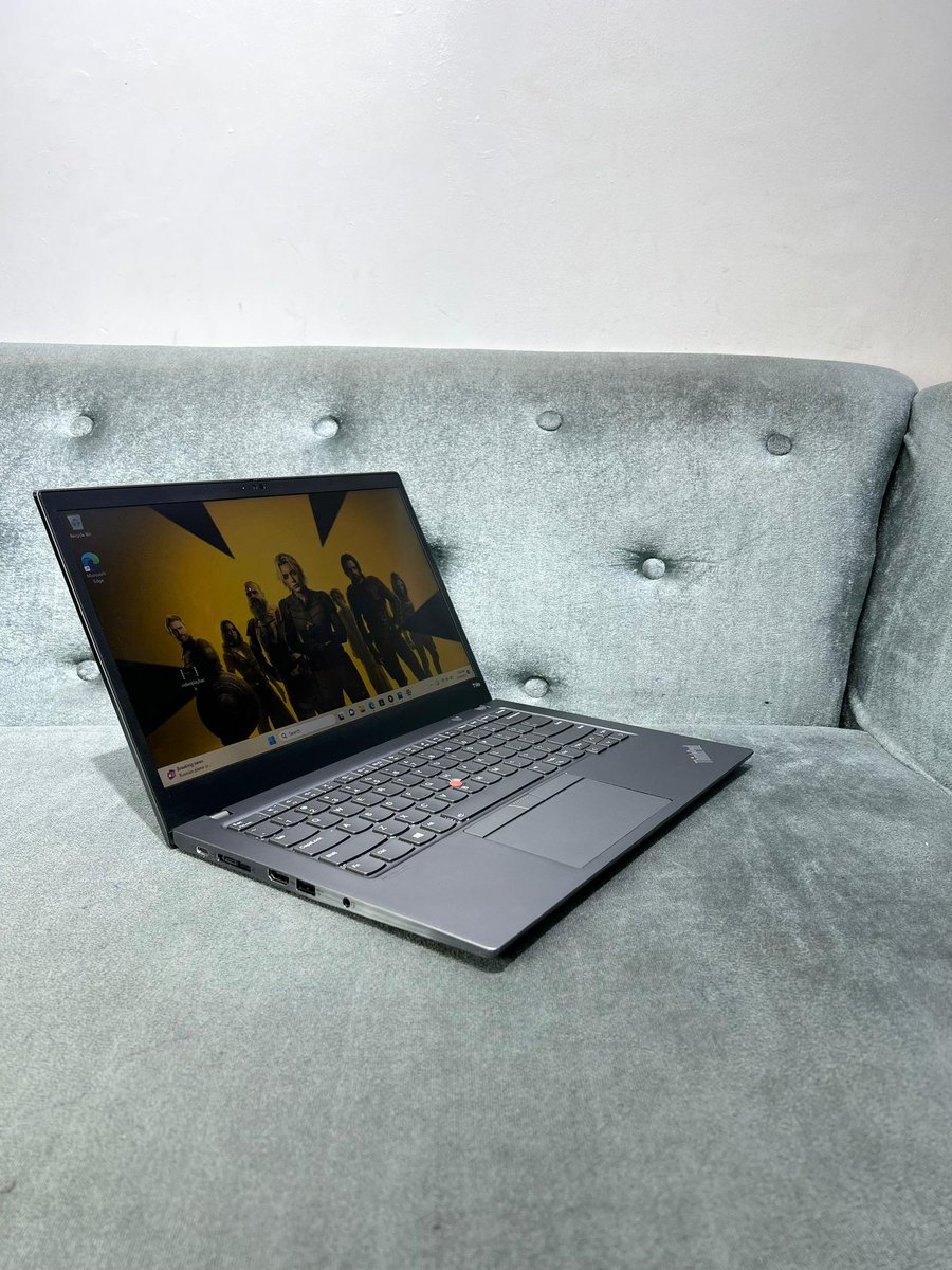 🇱🇷 Pre Owned Lenovo Thinkpad T14s 2nd Gen.

🪫16GB RAM…. 512GB SSD ROM.

🪫11th Gen ..intel core i5.

🪫Touchscreen, 14" full HD (1920x1080) IPS.

🪫2.40GHz base frequency up to 4.20GHz.

🪫intel Iris Xe graphic GPU.

🪫Face id…fingerprint sensor.

Retails for N500,000.