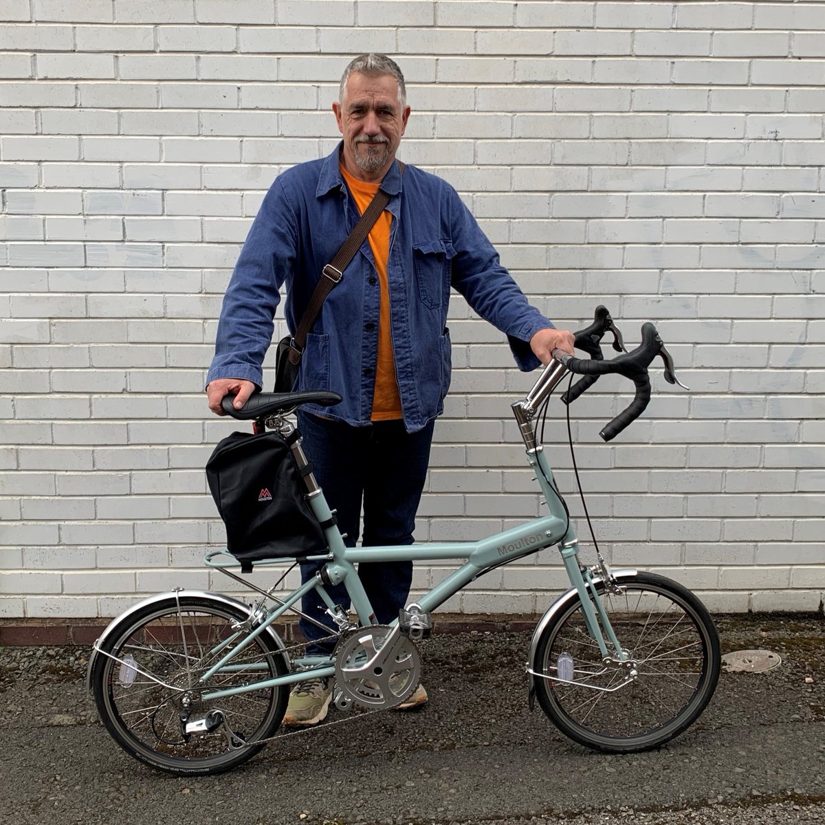 Nick collecting his new <a href="/MoultonBicycles/">Moulton Bicycles</a> Flyte in Pale Grey.