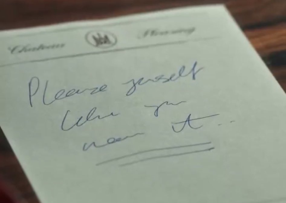 DeluriaD's tweet image. Harry’s handwriting in 2025 vs Harry’s handwriting in 2014 (next to the dagger, yeah, really subtle, Lou😉)