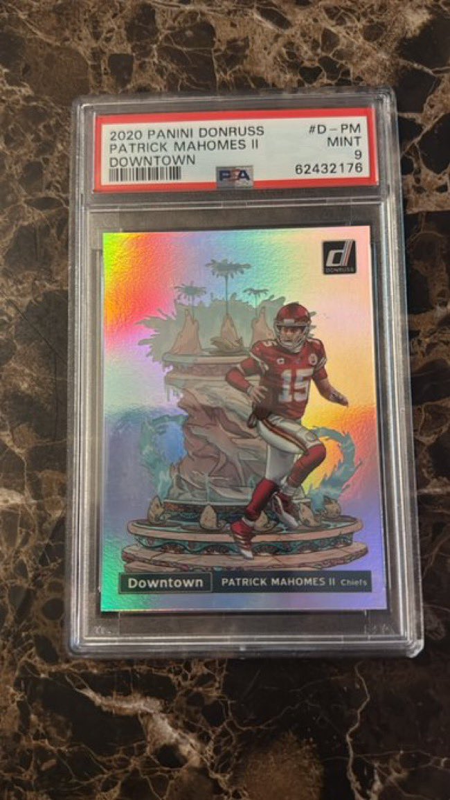 mo_zaga's tweet image. 🚨RAZZ🚨24% FILLED
Patrick Mahomes Downtown 2020 PSA 9
100 spots @ $8.30 per spot

Top spot takes it !

Drop how many spots you want ! 
All spots will be random 

76 spots left !!

@sports_sell  @Hobby_Connect @CardboardEchoes