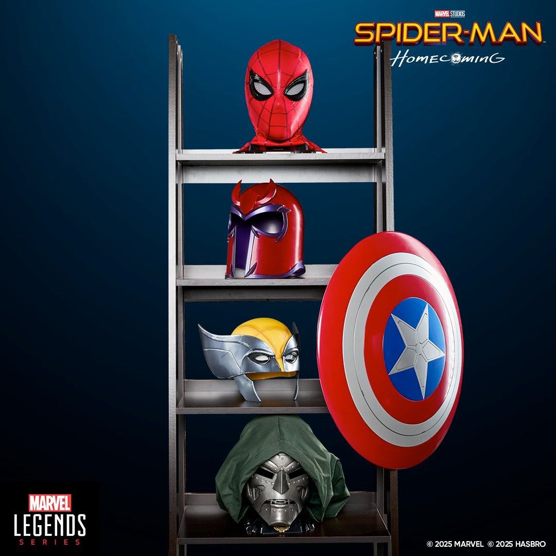WolverSteve's tweet image. Hasbro Marvel Legends Wolverine mask replica tease.
Well done @marveldcnerd for spotting it! ๐คฉ
#Wolverine #DrDoom #Spiderman #Magneto