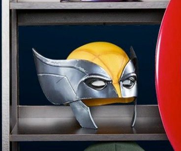 WolverSteve's tweet image. Hasbro Marvel Legends Wolverine mask replica tease.
Well done @marveldcnerd for spotting it! ๐คฉ
#Wolverine #DrDoom #Spiderman #Magneto