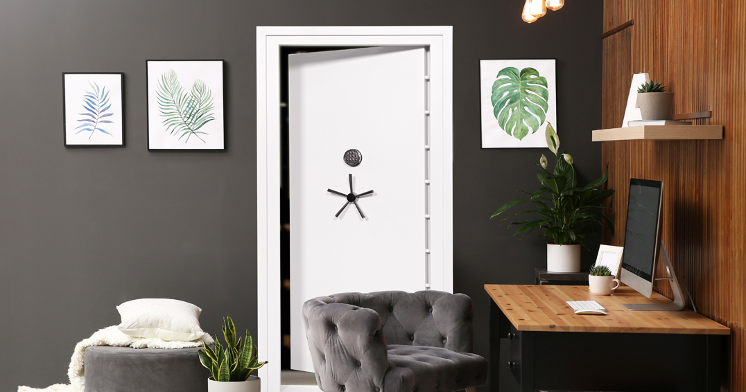 grafandsons's tweet image. Are you in the market for a gun safe? Needing to update what you have? Here is a nice article that covers what you should consider when choosing a safe: ow.ly/fIXn50WuMvV

Graf&apos;s has many safes sure to fit your needs! Remember you can #GetItAtGrafs