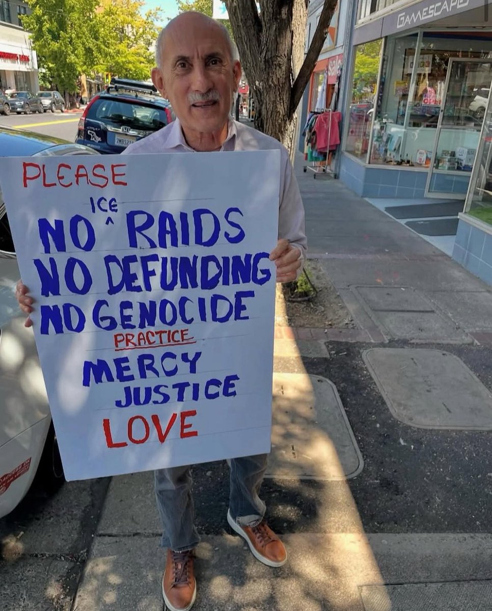 “I take my sign, I go stand by the freeway, and I feel so good.” — Jack Kornfield 

Words by @trudy_goodman — “Jack stands by the freeway and holds up this sign: No more ICE raids. No more defunding. No more genocide. Practice mercy, and love.”

Picture by @soren_gordhamer