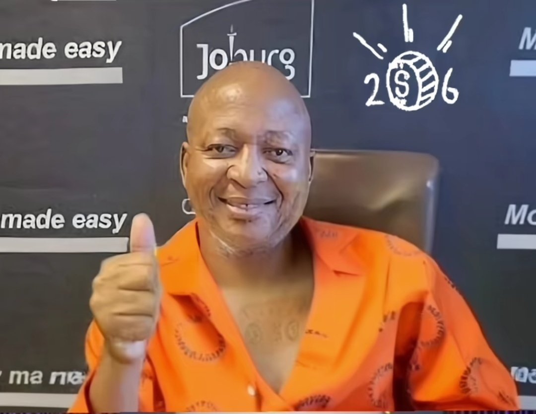 KingMntungwa's tweet image. Kenny Kunene this uniform suits you its Home sweet home for you.😅