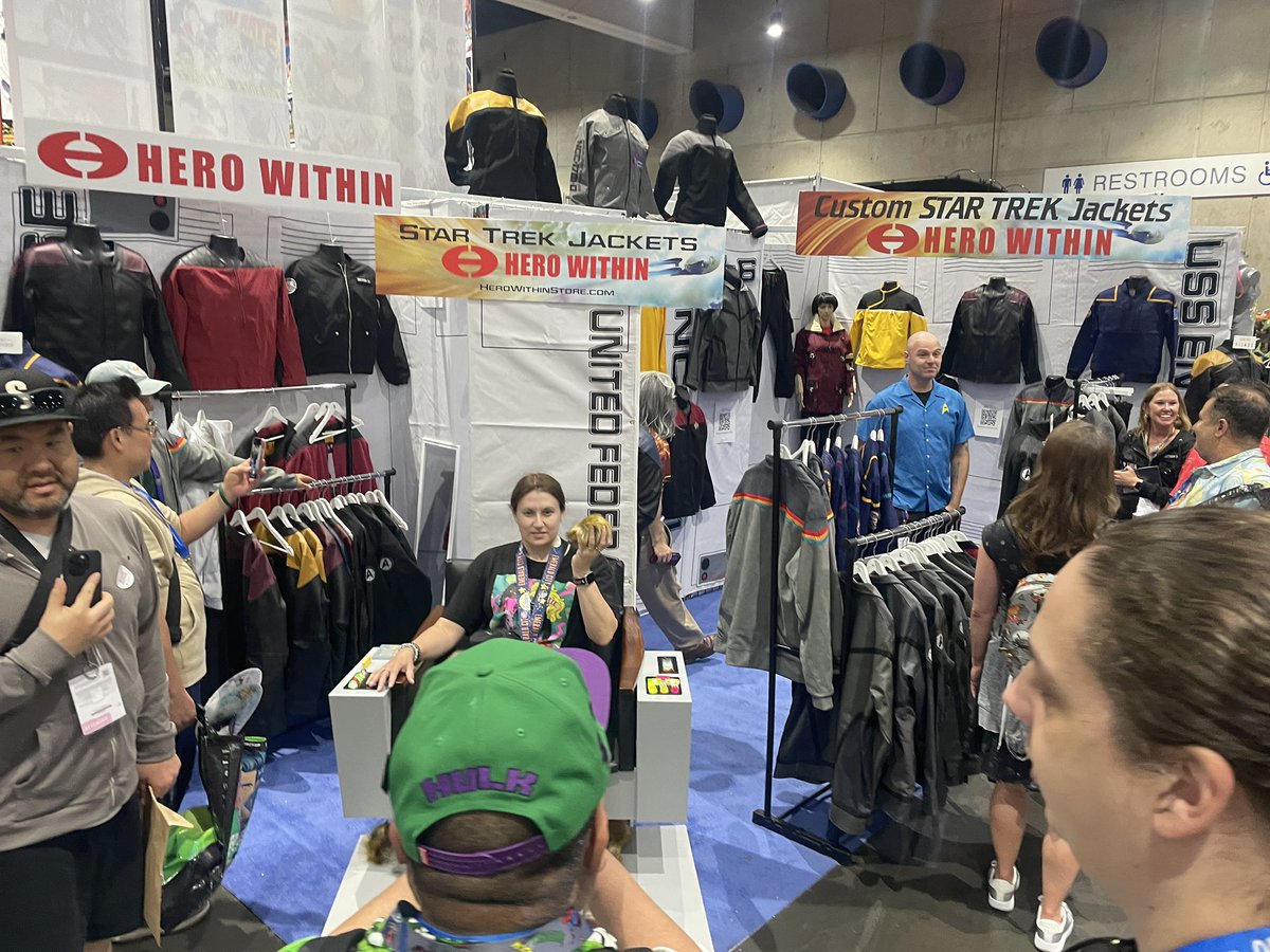 HeroWithinInc's tweet image. San Diego Comic-Con Day 1 begins! It was an amazing Preview Night and we can’t wait for you to try out our Captain’s Chair! See you here at booth 1943.
#SDCC #StarTrek