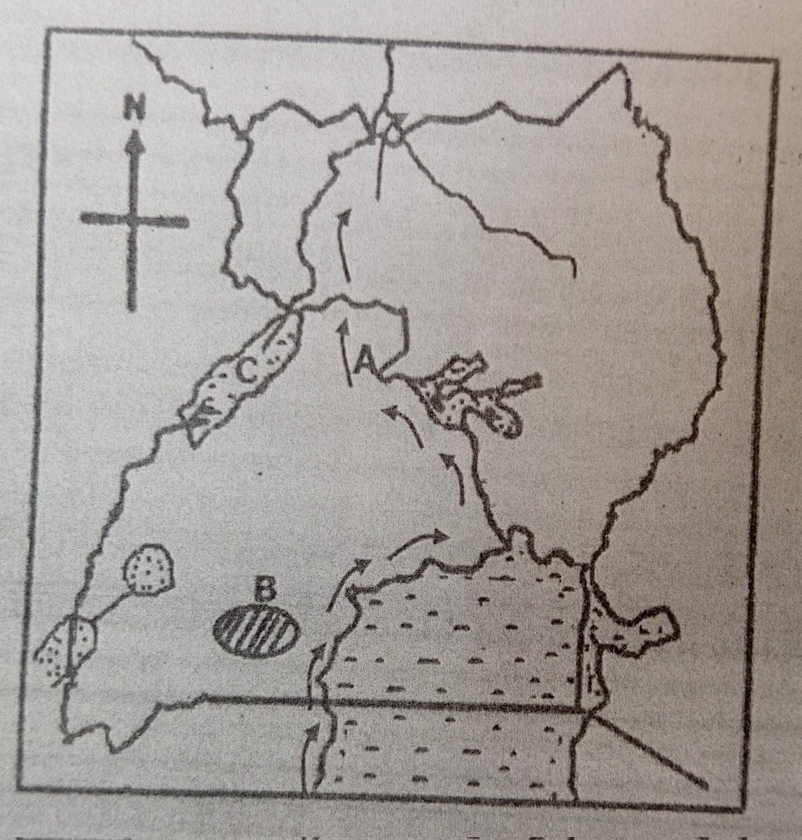 sangatechug's tweet image. Uganda鈥檚 map kinda looks like someone flexing their arm after eating too much posho. 馃挭馃嚭馃嚞 Who else sees it, or is it just my hungry imagination?馃槀