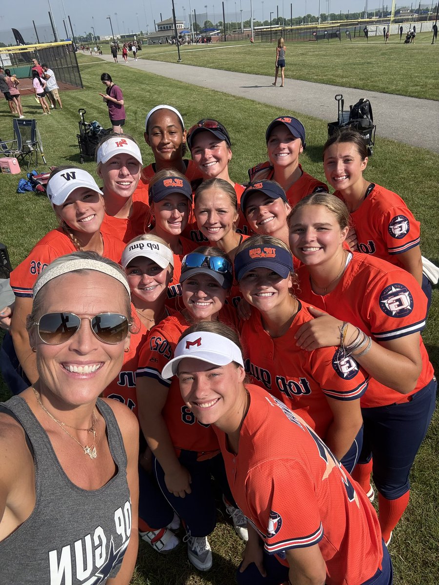 TopGun08STL's tweet image. Happy 46th Birthday to Coach Marta today!!! Marta we hope you have a fantastic day! 
We hope to get you 3 W’s for your present to keep this @thealliancefp Nationals week going!💪🎁🎉🎂