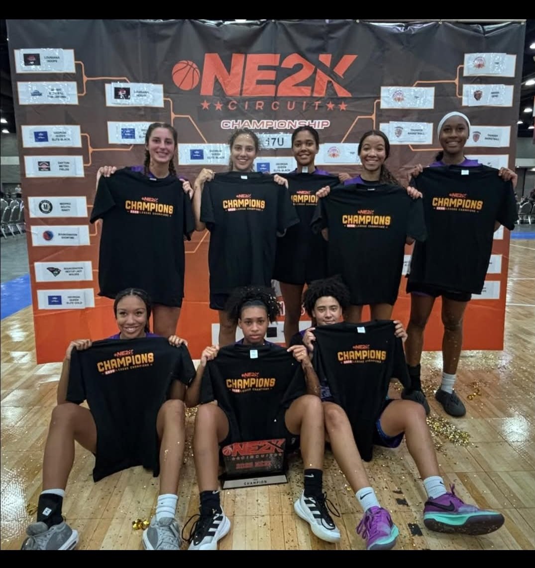 Trendsetters National Champs💜💜 🏆!!! We finished the <a href="/NE2KHoops/">NE2KHoops</a> circuit 13-1, and 5-0 this weekend..I would like to take this time to Thank Coach Steve Taylor (DAD) Coach Byran Mickens (Mentor), and everyone who have supported me throughout the years!!@TrendsettersGbb