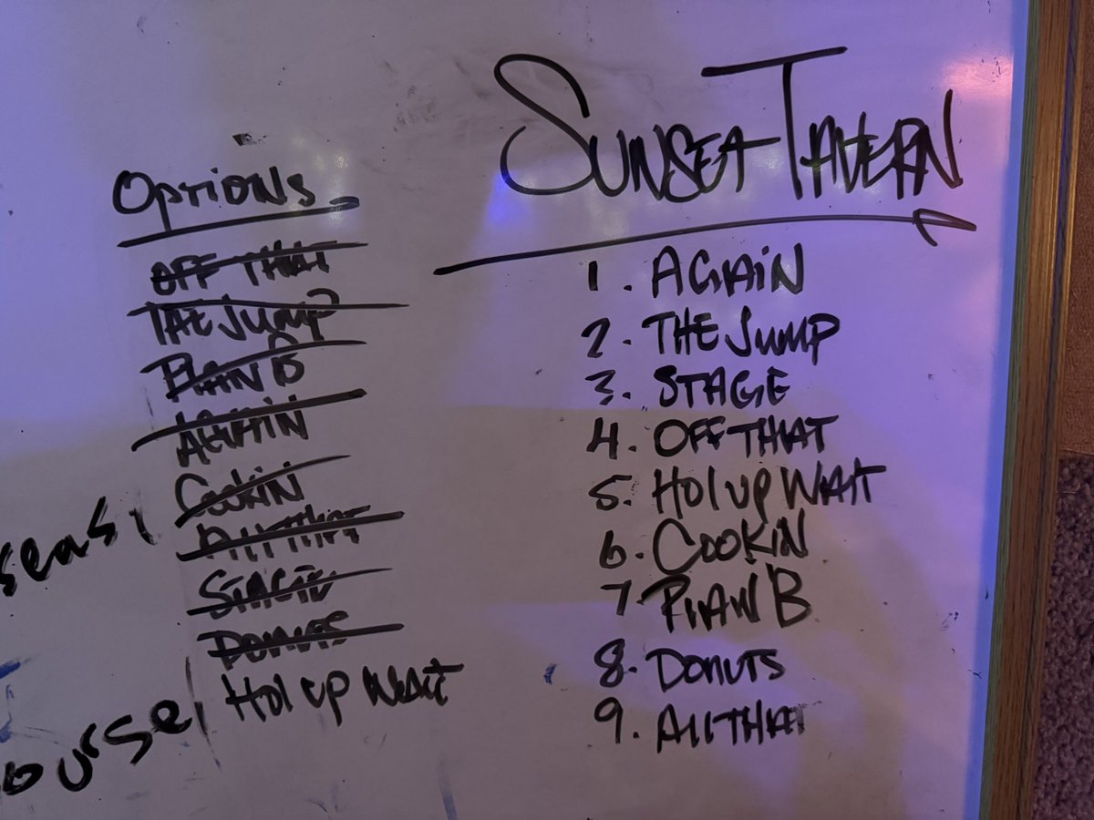 Show tonight at sunset tavern in Ballard :) we on at 730