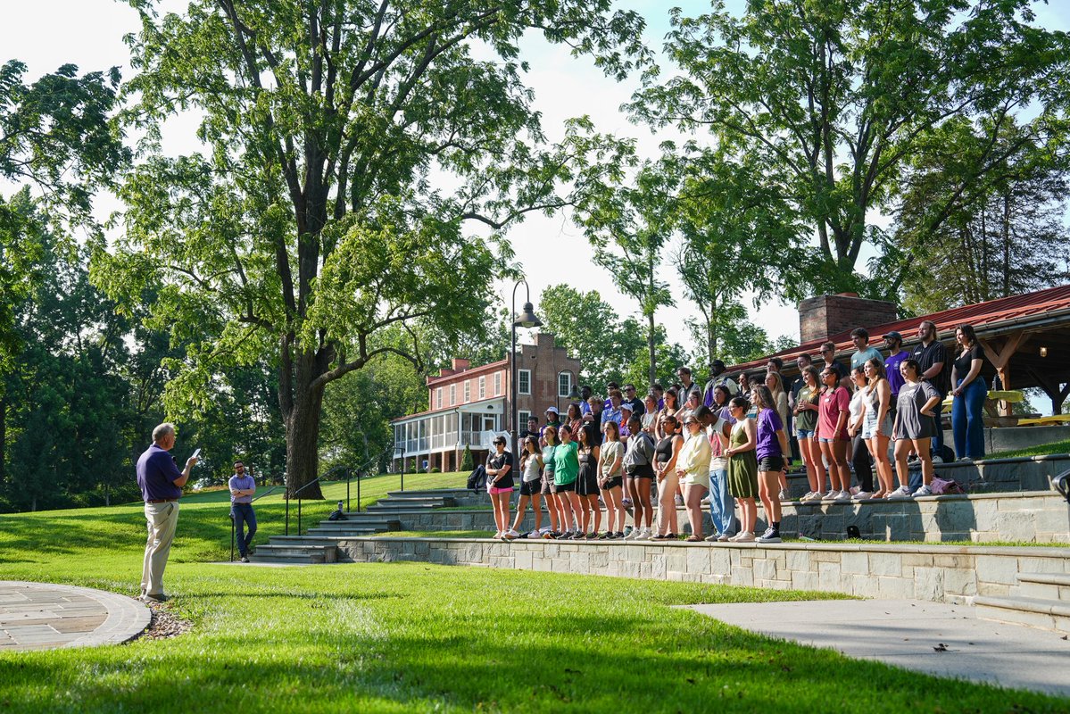 JMUPresidentJim's tweet image. These past few days I’ve been a part of welcoming groups to campus, thanking our students and building relationships.
No day is the same at JMU!