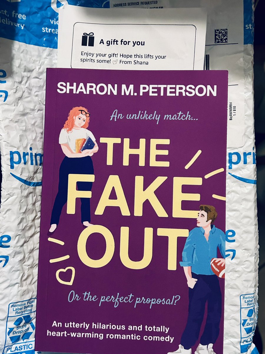 DiggerKPs139's tweet image. I love #bookmail so much! Thank you @ESLTeach24 for this book from the #bookexchange! I look forward to reading it!