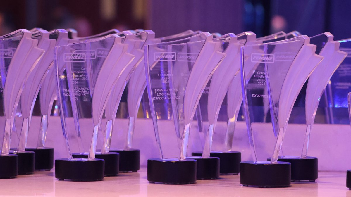 🚚 Penske Logistics México entrega Carrier Excellence Awards a transportistas destacados.

Este galardón reconoce anualmente a sus socios transportistas por ofrecer un servicio de excelencia.

📲 Aquí la información: tinyurl.com/2ecdu2an

<a href="/PenskeLogistics/">Penske Logistics</a> I #TeamFlotillera