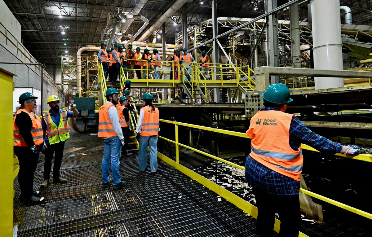 Yesterday, the teams from the Canadian Wood Council and <a href="/FPAC_APFC/">FPAC</a> had the opportunity to visit local mills operated by Domtar and LP.

A heartfelt thank you to both teams for their warm hospitality and for taking the time to walk us through your operations. It was an incredible