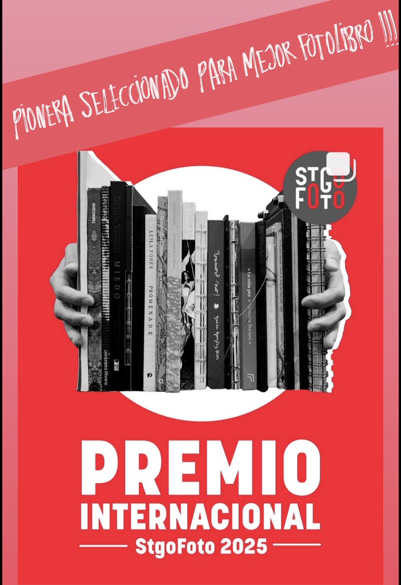 Amigas amigos PIONERA de Nancy Urrutia Lungo de <a href="/adhocFOTOS/">adhocFOTOS</a> seleccionado entre los mejores 20 fotolibros de latinoamérica 2025❤️ stgofoto.com/feria/version-…