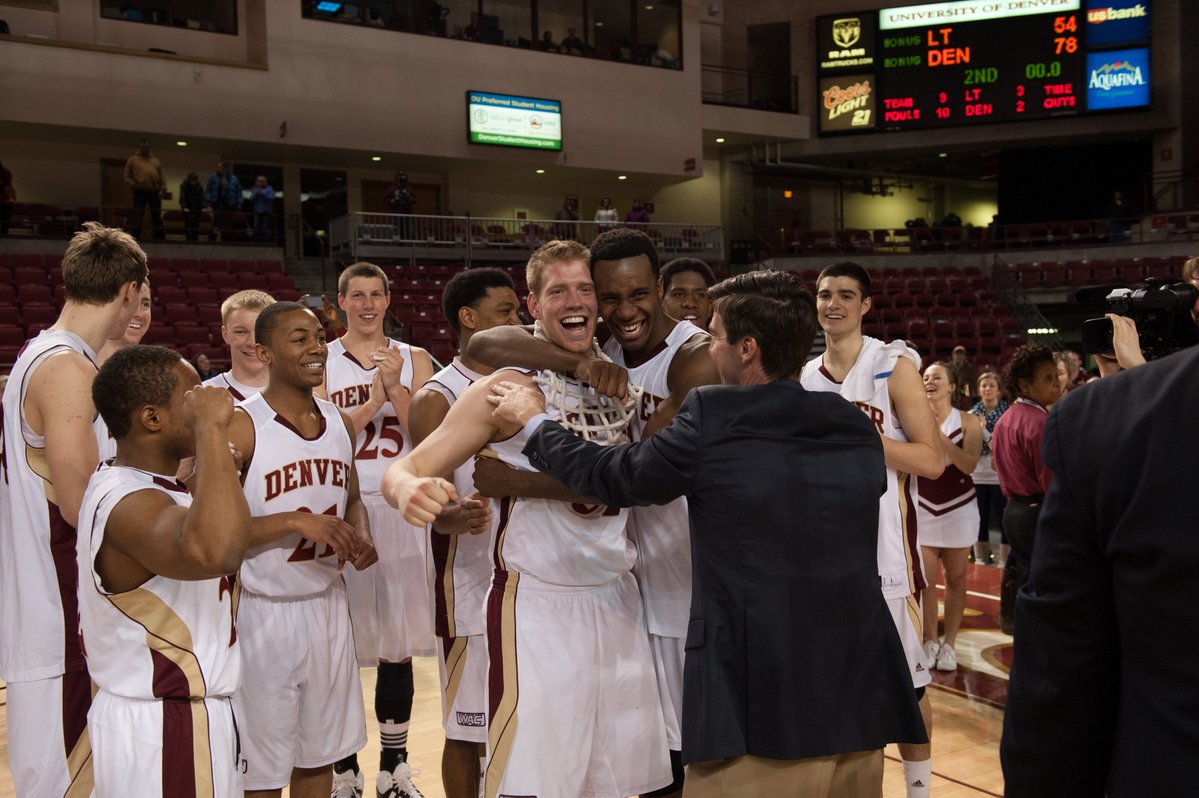 DU_MensHoops's tweet image. #TBT to Chris Udofia&apos;s 18-point and 5-block night to lead the Pios to a share of the 2012-13 WAC regular season title, the program&apos;s second DI conference regular season title.
#GoPios