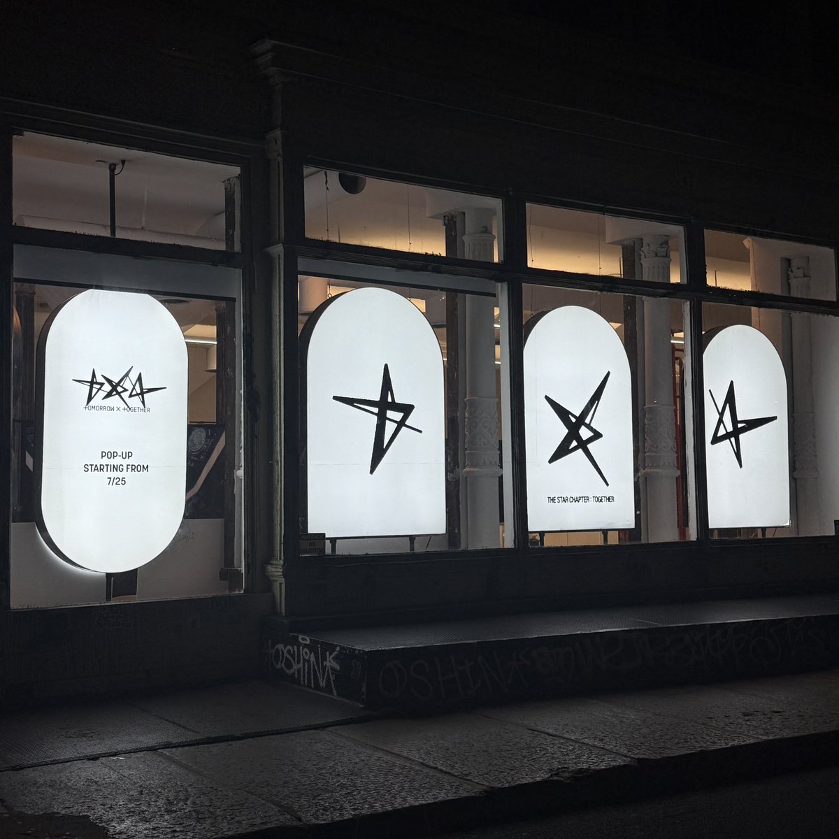 hello82 NYC (@hello82nyc) on Twitter photo don't be a stranger of the night π
celebrate the Song of the Stars with us tonight at hello82 NYC!
TOMORROW X TOGETHER Midnight Listening Party
οΈ βοΈ 7/25 | 12AM - 3AM
Check-in: 7/24 | 11PM
π <a href="/hello82NYC/">hello82 NYC</a>
*RSVP ONLY
<a href="/TXT_bighit/">TXT OFFICIAL</a>
#TXT #TOMORROW_X_TOGETHER #ν¬λͺ¨λ‘μ°λ°μ΄ν¬κ²λ don't be a stranger of the night π
celebrate the Song of the Stars with us tonight at hello82 NYC!
TOMORROW X TOGETHER Midnight Listening Party
οΈ βοΈ 7/25 | 12AM - 3AM
Check-in: 7/24 | 11PM
π <a href="/hello82NYC/">hello82 NYC</a>
*RSVP ONLY
<a href="/TXT_bighit/">TXT OFFICIAL</a>
#TXT #TOMORROW_X_TOGETHER #ν¬λͺ¨λ‘μ°λ°μ΄ν¬κ²λ