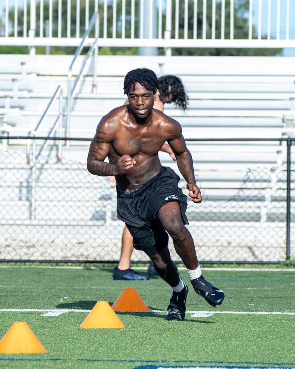 STU_Football's tweet image. Full steam ahead!
#STUFootball