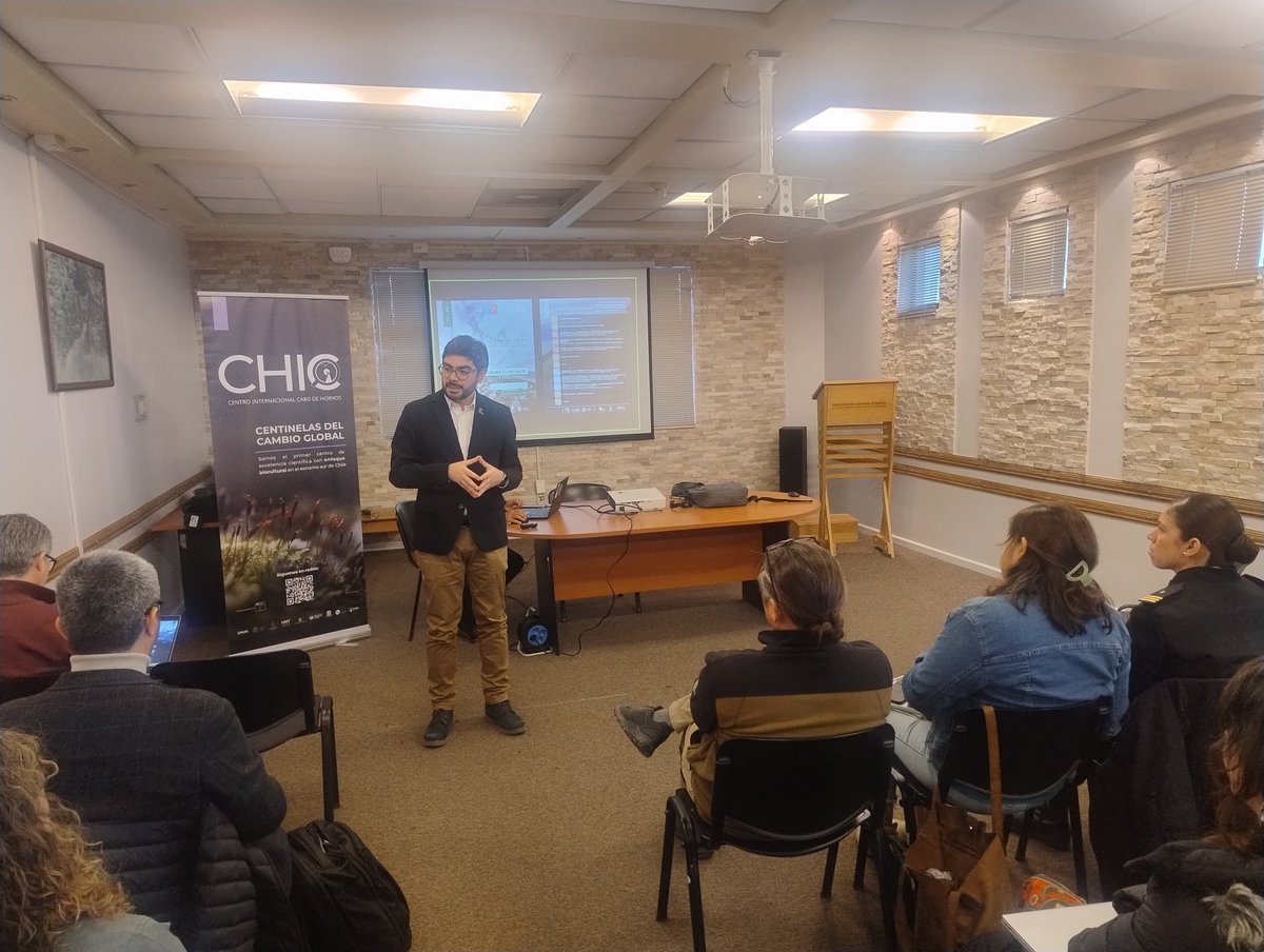 conaf_magalla's tweet image. Con experiencias locales e internacionales se realiza de forma presencial y virtual en Punta Arenas el taller "Reservas de la Biosfera: desafíos para la gestión en el contexto de la ley SBAP" organizado por @centrochic , fundación Omora y @conaf_magalla @conaf_minagri