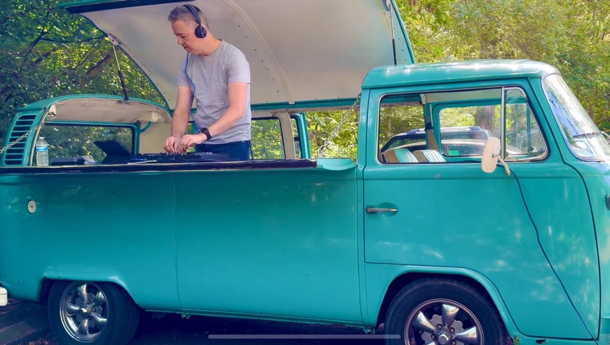 This isn’t your mate with a Bluetooth speaker.
This is a full DJ setup in a vintage VW.
100% vibes. 
#EventProfs #MobileEvents #PartyOnWheels #CampervanDisco #SummerParties #EventDJ