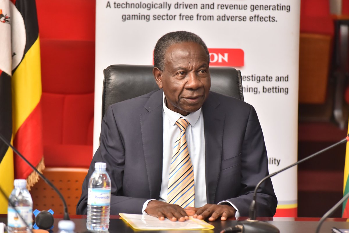 lgrb_uganda's tweet image. 📢Inauguration of New Board Members
Today, the Hon. Minister of @mofpedU @MatiaK5 officiated the handover ceremony of the new Board Members, commending the outgoing Board for its transformative leadership and charging the new Board to align regulation with Uganda’s broader…