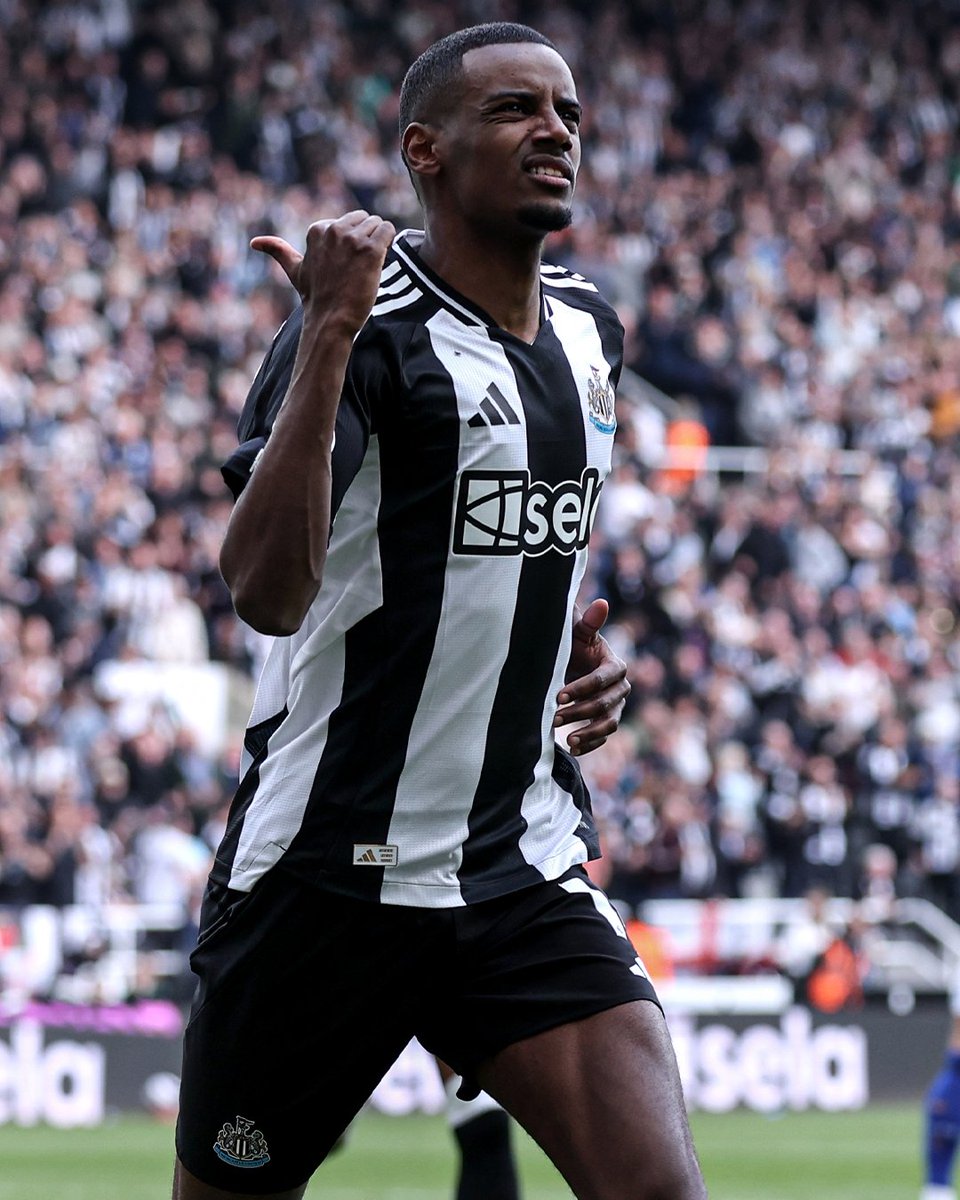 Teamgyokeres's tweet image. 🚨 FACT!
Alexander Isak has missed more games due to Injury last season than Viktor Gyokeres did in his entire career.
Injury prone ❤️🩹