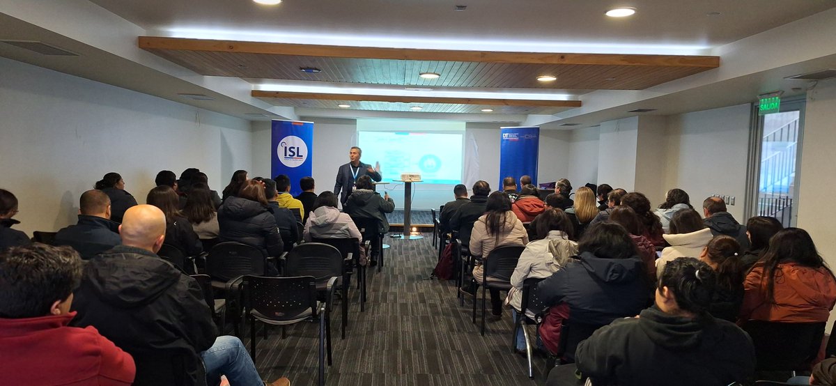 🚩Hoy nos reunimos en @CajaLaAraucana con representantes sindicales y empresariales parte del CTRU de la Provincia de Llanquihue para dialogar sobre los alcances del DS N°44, que establece un nuevo reglamento en gestión preventiva de riesgos laborales #SeguridadLaboral