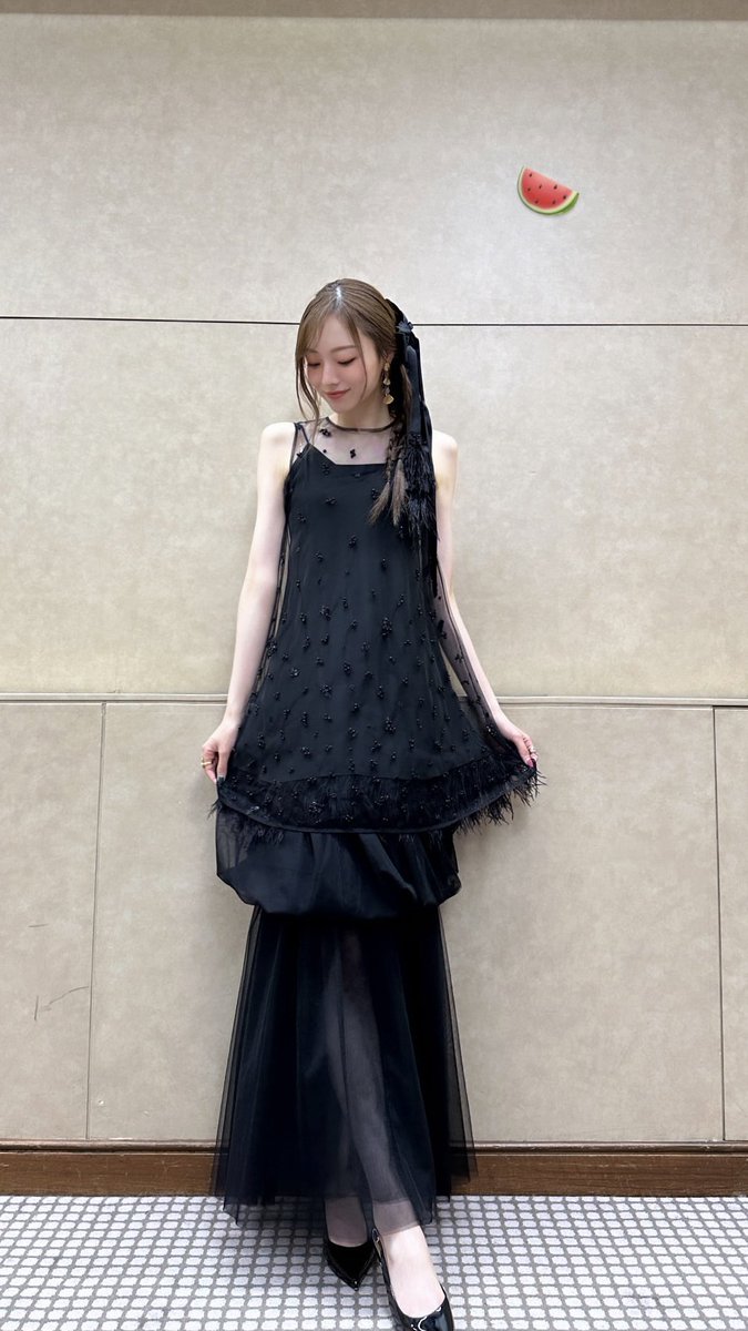 animangablue's tweet photo. There's no look that Umezawa can't pull off in style ✨️

Hands down, the most stylish member of current generation Nogi ❄️ https://t.co/t36BGb7PdD