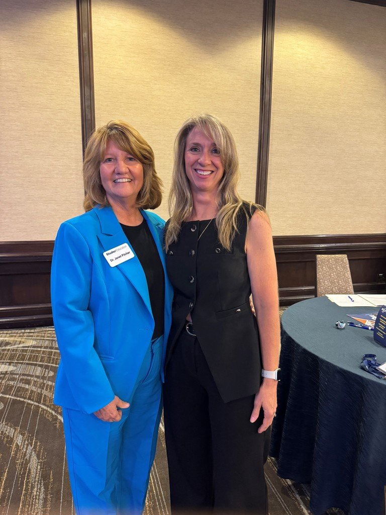 MASALeaders's tweet image. MASA’s Dr. Jamie Burkart joined K-12 leaders in Chicago this week at the Studer Education #DestinationHighPerformance Conference—connecting with Dr. Janet Pilcher, learning from peers like Dr. Travis Bracht, &amp;amp; representing Women in Leadership! 💼📚 #MASALeads #K12Leadership