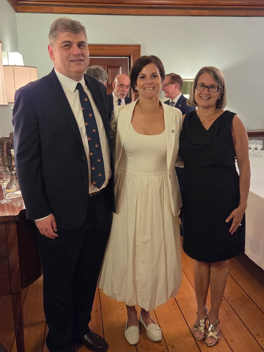 Giovanna Mingarelli (@mingarellig) on Twitter photo Honored to have been received by H.E. Alessandro Cattaneo at <a href="/ItalyinCanada/">ItalyinCanada</a> during the official visit of Lt.-Gen. Carmine Masiello. A wonderful exchange on Canada-Italy ties and cooperation for peace. Thank you for the warm welcome.
#Diplomacy #CanadaItaly Honored to have been received by H.E. Alessandro Cattaneo at <a href="/ItalyinCanada/">ItalyinCanada</a> during the official visit of Lt.-Gen. Carmine Masiello. A wonderful exchange on Canada-Italy ties and cooperation for peace. Thank you for the warm welcome.
#Diplomacy #CanadaItaly