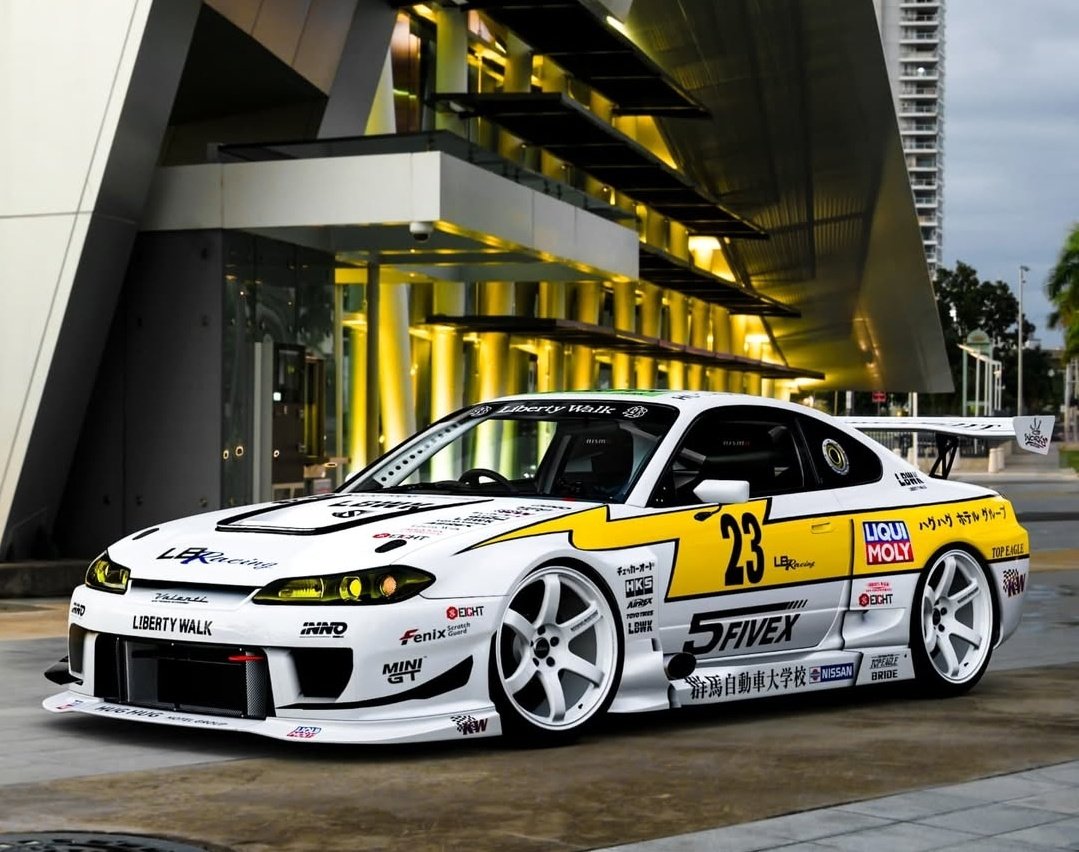 Nissan S15 Silvia