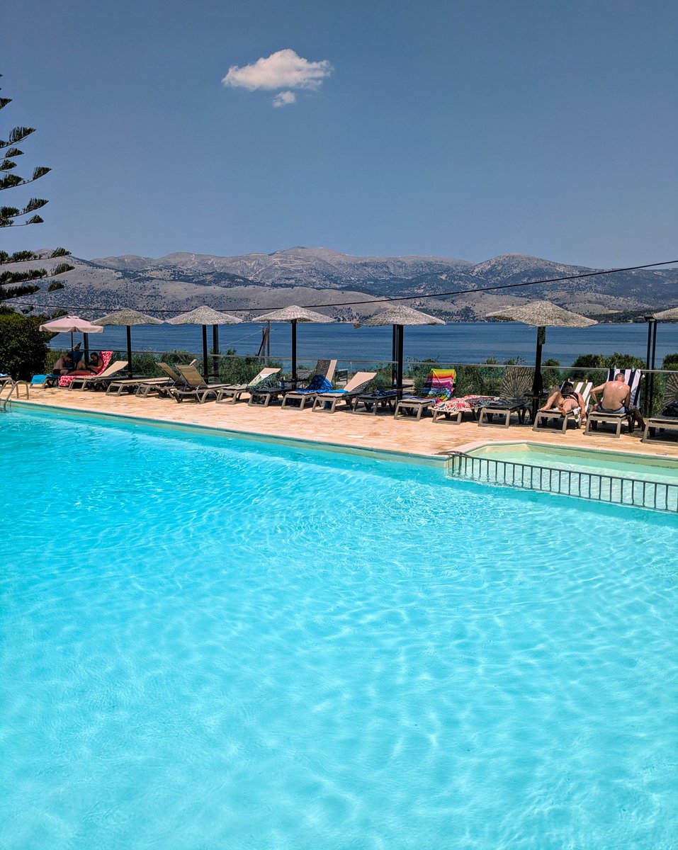MrLintern (@mrlinternhps) on Twitter photo I'm visiting Kefalonia, one of the beautiful Greek islands 🇬🇷. There are very few clouds in the sky and the temperature is 34 degrees celsius. I am on the coast but why do you think there are
clouds clinging to one side of this mountain? <a href="/HazelSchool/">Hazel Community Primary School</a> <a href="/MrsWestwoodHCPS/">Mrs Westwood</a> I'm visiting Kefalonia, one of the beautiful Greek islands 🇬🇷. There are very few clouds in the sky and the temperature is 34 degrees celsius. I am on the coast but why do you think there are
clouds clinging to one side of this mountain? <a href="/HazelSchool/">Hazel Community Primary School</a> <a href="/MrsWestwoodHCPS/">Mrs Westwood</a>