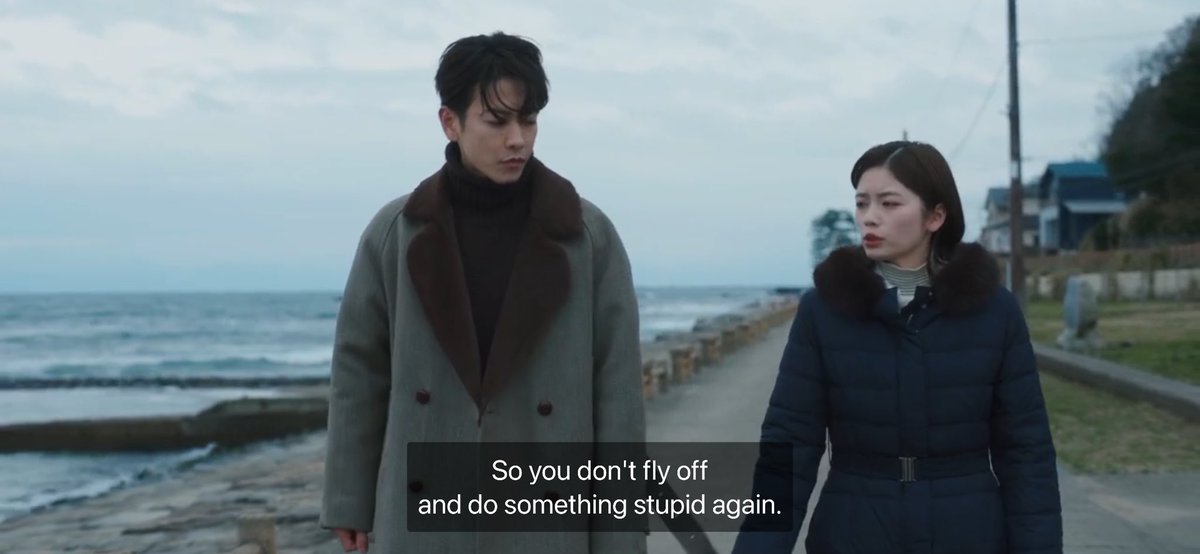 shanxeditss's tweet image. misa holding onto him by grabbing his coat belt was so adorable and the way she kept pulling him back with it π
#MarryMyHusband #MarryMyHusbandJAPAN
