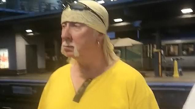 HelloItsLevi's tweet image. Hulk Hogan dead at 71.