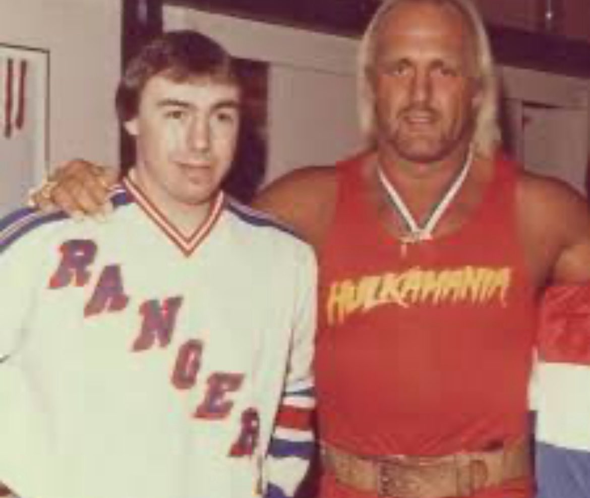 RIP to a legend and a true Rangers man.

Hulk hogan I just want to say it was a pleasure getting to meet you and you really liked my top 👍

Once a bear always a bear WATP 🇬🇧🐻