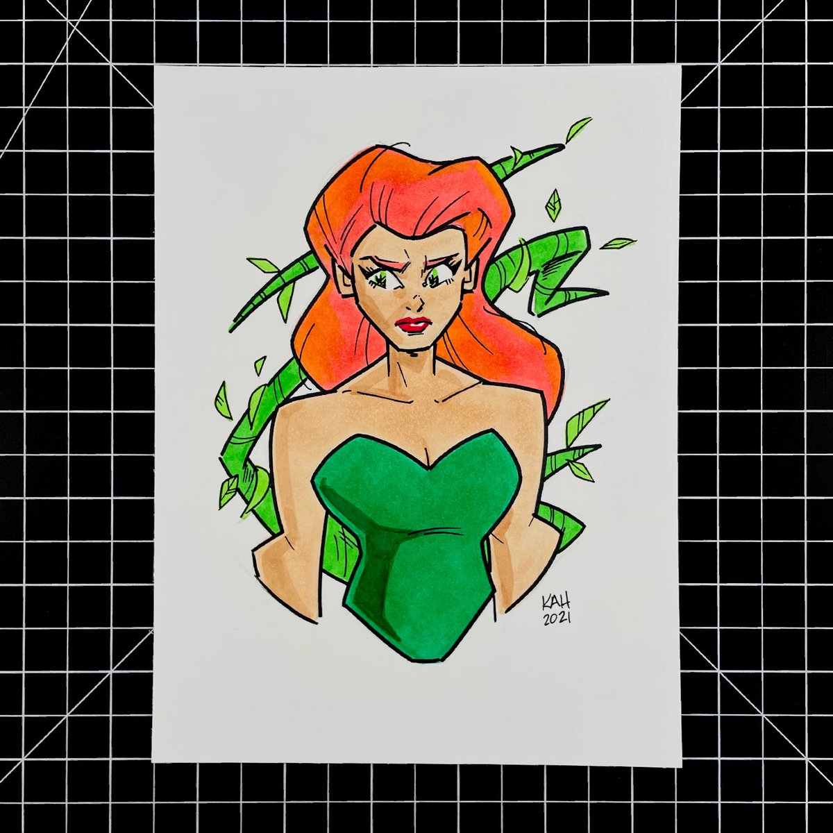 MrHinkleDraws's tweet image. Took a piece of art from 2021 and gave it another pass! ✨ I love seeing how my approach / skill set has evolved over time. #PoisonIvy of #Batman 🌿
#MrHinkleDraws #Art #FanArt #Cartoon #CharacterDesign