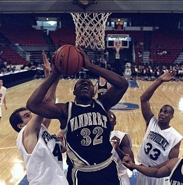 Blessed to receive an offer from Vanderbilt University.#AGTG