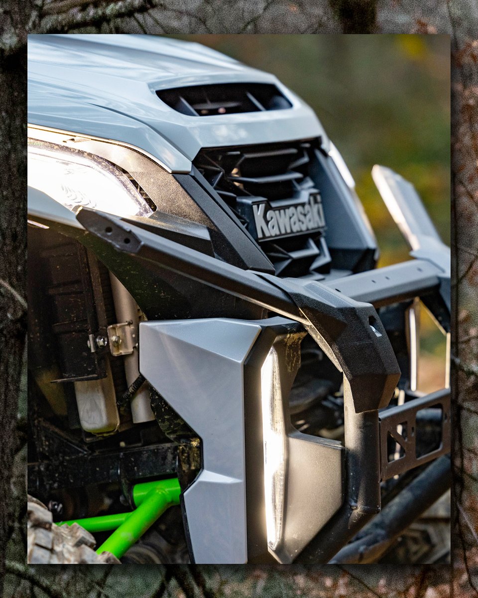 KawasakiUSA's tweet photo. Designed with high-grade fit-and-finish details that make for a premium off-roading experience.
β
999cc in-line 4-cylinder engine
β
7-in full-color TFT instrumentation
β
Kawasaki STRONG 3-year limited warranty
#RIDGE #PeakPremiumPerformance #GoodTimes #Kawasaki https://t.co/8NHxuj89mw