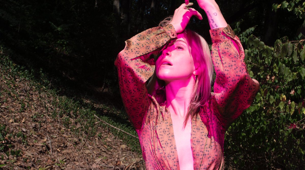 chorusfm's tweet image. Hayley Williams – “Mirtazapine” chorus.fm/news/hayley-wi…