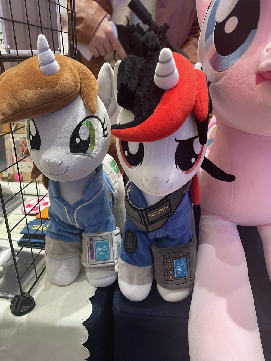 Had lots of fun in China
So many plushies🥰