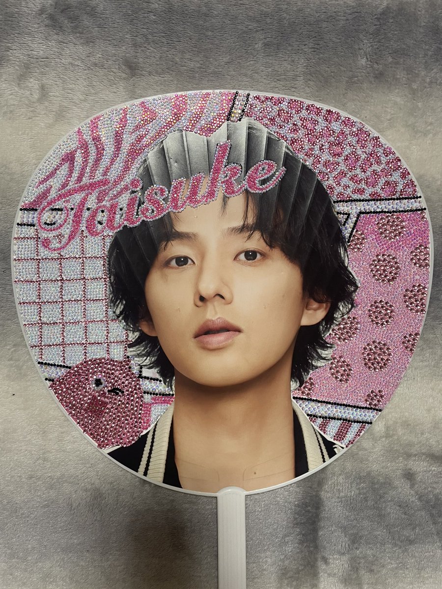 AMIF_KisMyFt2's tweet photo. デコ完成〜！！
12時間頑張りました🥹✨

宮城26日昼夜共にいます〜！
会える人いたら会いたいです🙌🏻🩷 https://t.co/72KXYZmHTx