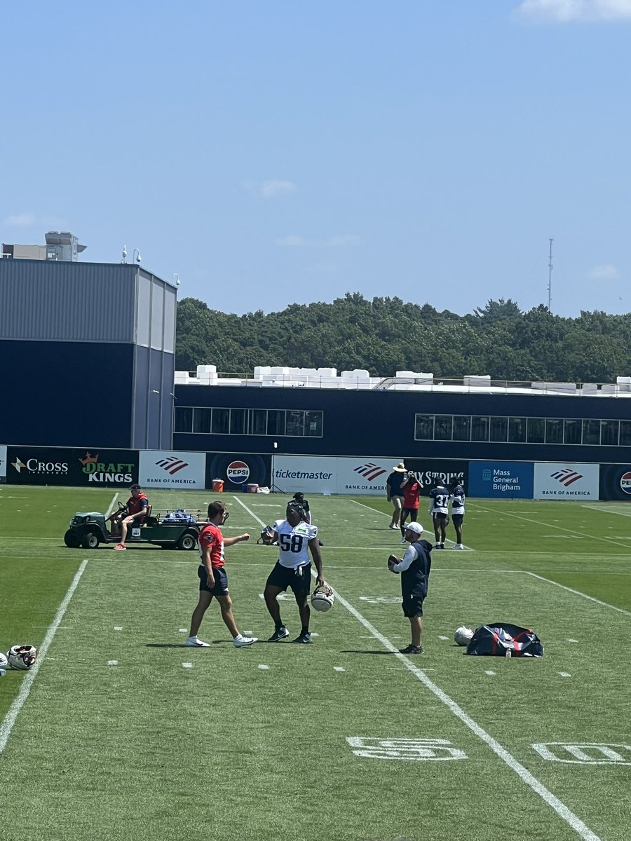 SachdevaDivij's tweet image. After a botched snap in team periods, Drake Maye and Jared Wilson stayed back after practice for some extra work