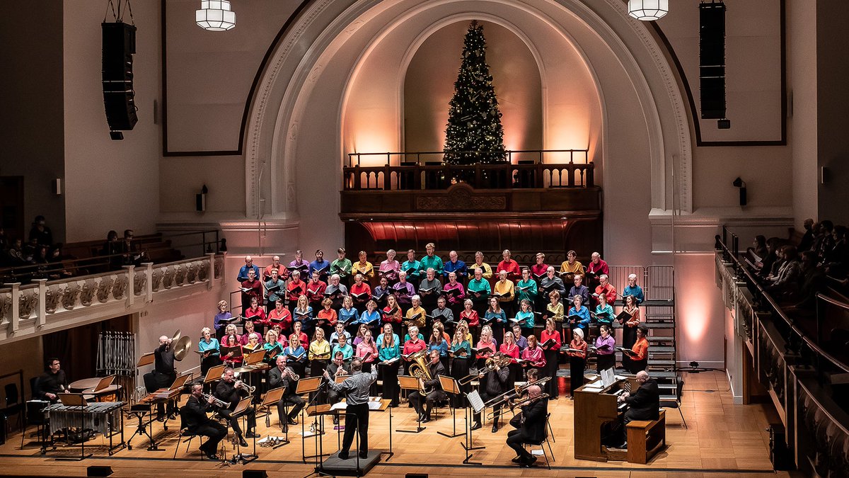 Our Carols at @CadoganHall Friends pre-sale week is open! Become a Friend of The Bach Choir now to guarantee your seat. Friends get priority booking to Cadogan, access to open rehearsals, invites to our annual party with <a href="/davidhconductor/">David Hill</a> &amp; more. Join now - thebachchoir.org.uk/become-a-frien…