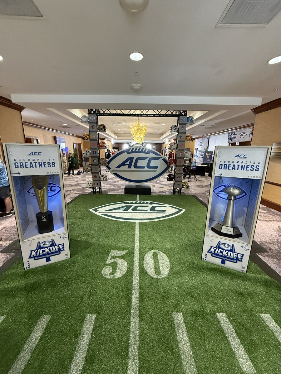 Jellis1016's tweet image. Football is so back! Clemson, Duke, North Carolina and NC State all will take center stage here in Charlotte previewing the upcoming college football season 🏈