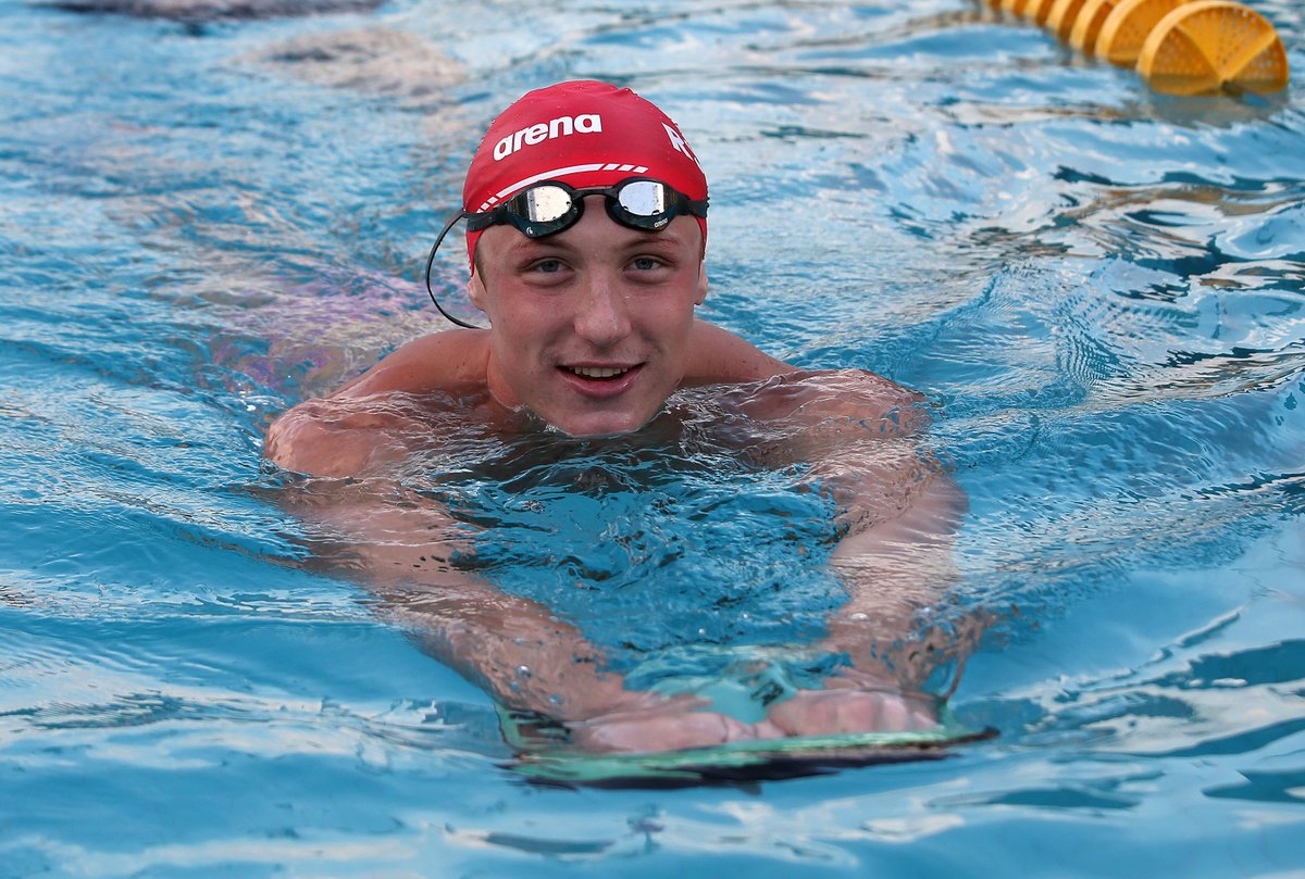 UPTuks's tweet image. In just 90 minutes, Tuks swimmer Pieter Coetzé claimed gold in the 50m backstroke (24.49s) and silver in the 100m freestyle (48.12s) at the #WorldUniversityGames! Well done, Pieter! 

#UniversityOfPretoria #ProudlyUP