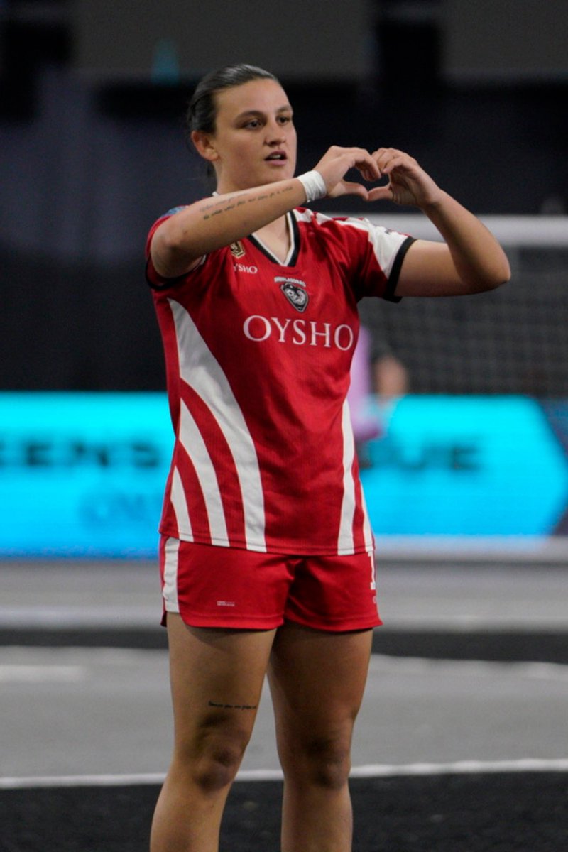 GRACIAS <a href="/QueensLeague/">Queens League Oysho Spain</a>